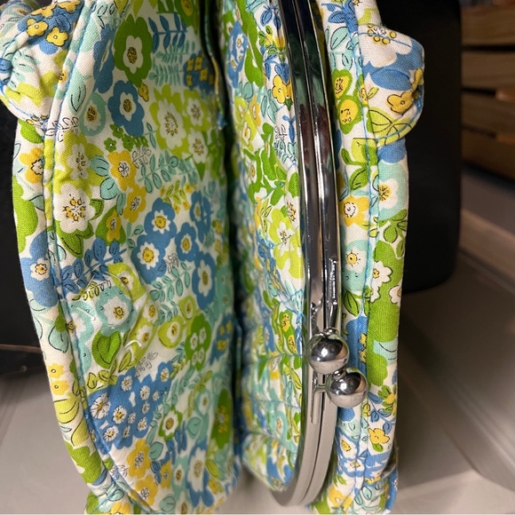 Vera Bradley Purse Bag Toggle Closure English Meadow Floral blue yellow green - Picture 5 of 7